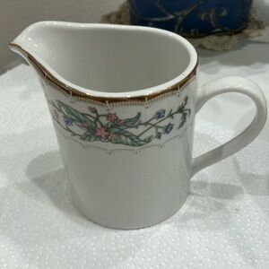 Vintage Farberware Wellesley Creamer #486 Milk Creamer 1996